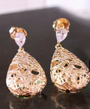 Brinco Gota Vazada com Zircônia com Banho em Ouro 18k